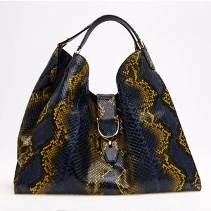 VINTAGE GUCCI Limited Edition Rare Python Large Stirrup Hobo Bag